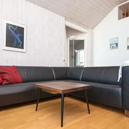 Two-bedroom Holiday In Juelsminde 4 Juelsminde