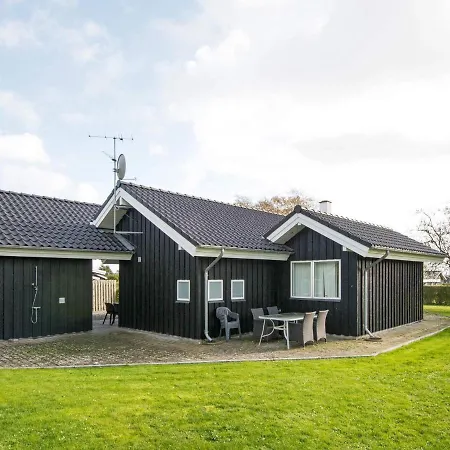 Two-bedroom Holiday In Juelsminde 4 Nyaraló *